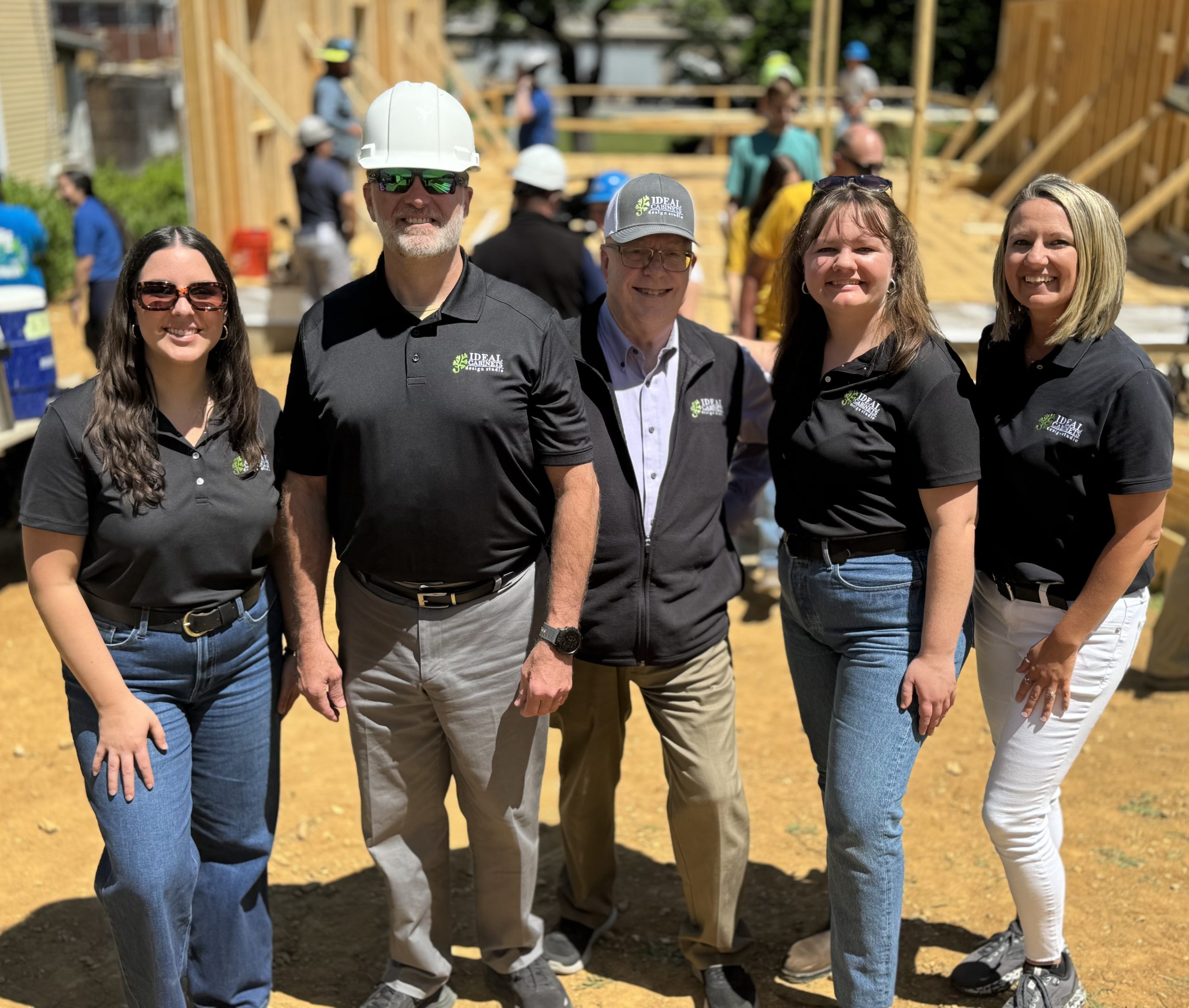 Read more about the article The Ideal Team Helps Raise Another Wall for Habitat for Humanity