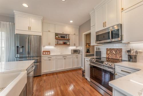 becky ross yonts kitchen design white cabinets and stainless appliances