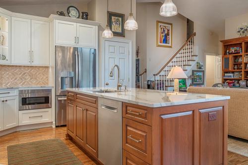 lara-lee-kemp-kitchen-2