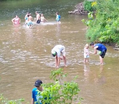 Youth-group-day-at-the-river-400x350