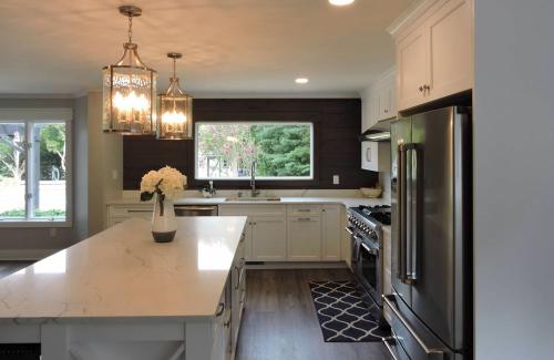 ideal cabinets lara lee strickler kitchen design blw side overview