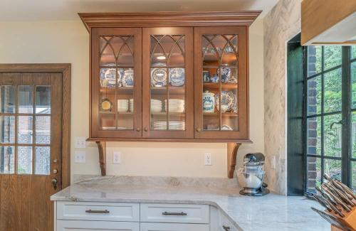 ideal cabinets lara lee strickler nichols kitchen design wall cabinetry glass doors