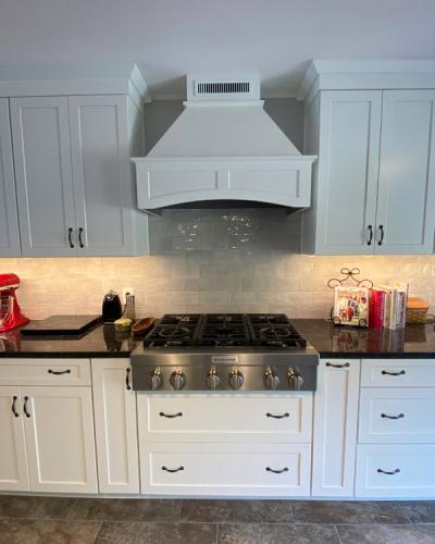 ideal cabinets adriana stevers design spence white range hood and cabinets